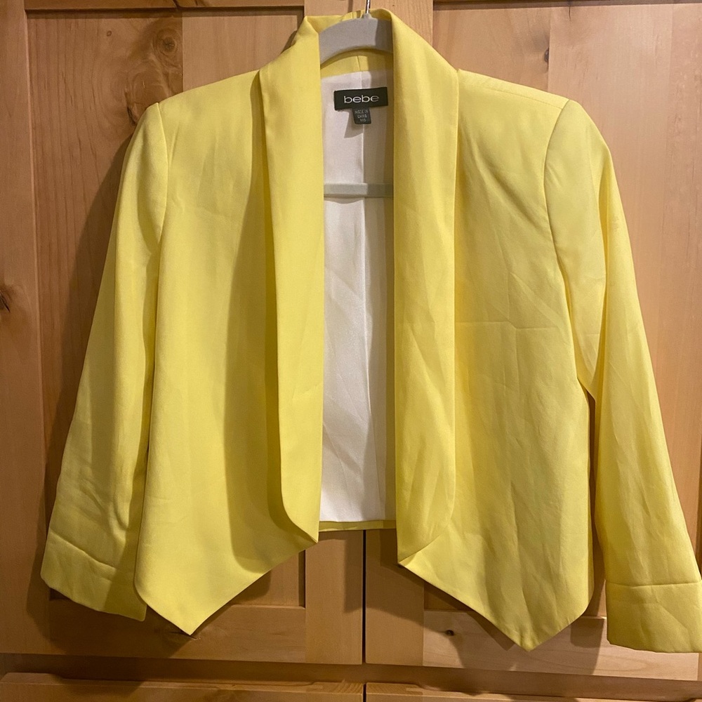 bebe Blazer